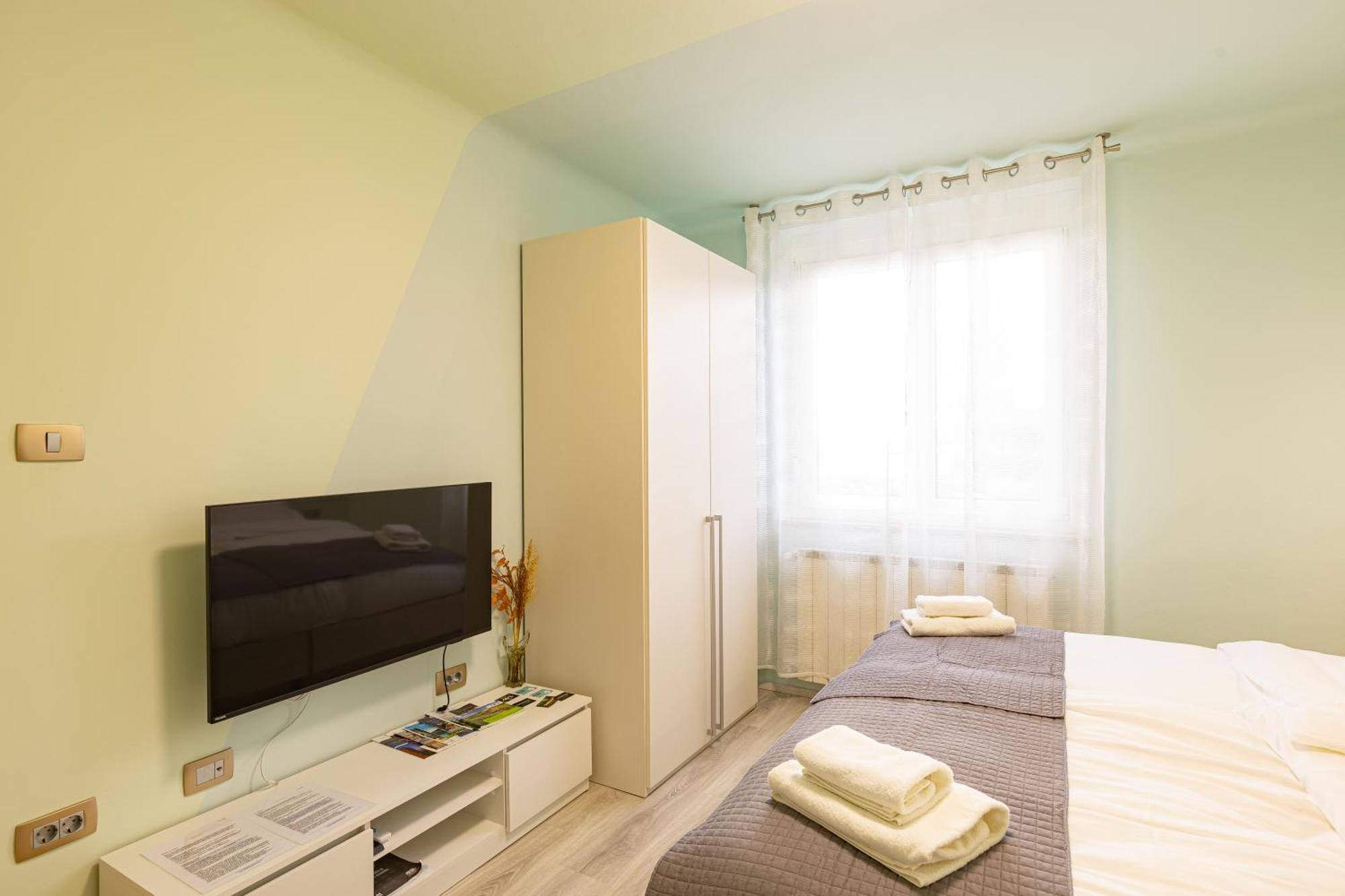 Adriatic Bay Apartments Portoroz Exterior photo